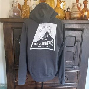 The North Face Men's Berkeley Hoodie